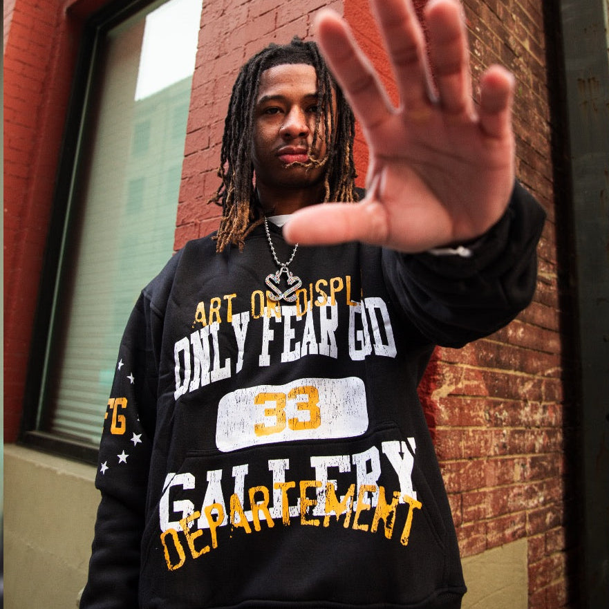 Art on Display Black Sweatsuit